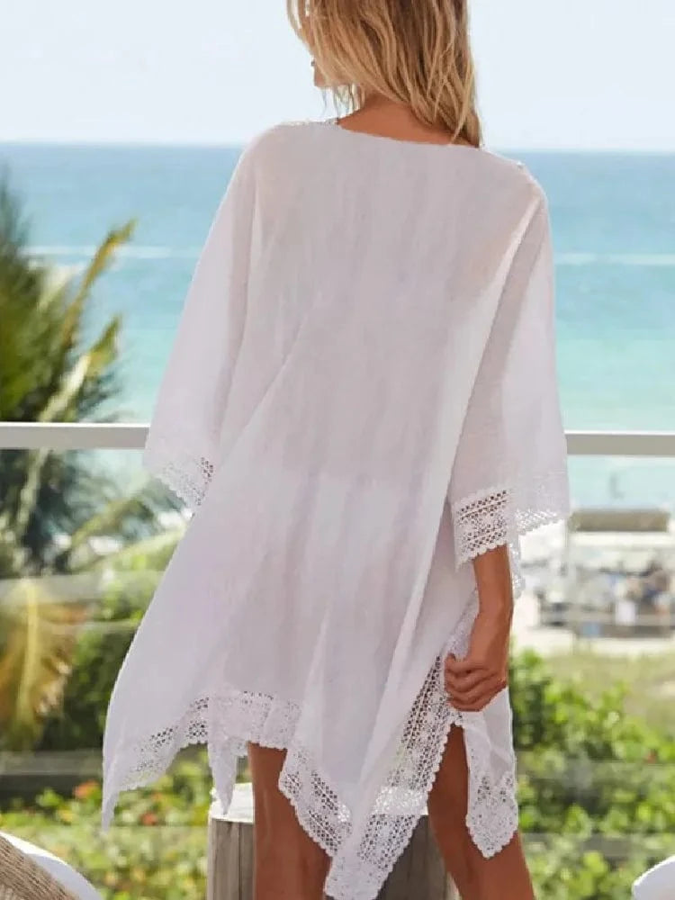 Poncho de Plage en Dentelle Florale