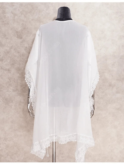Poncho de Plage en Dentelle Florale