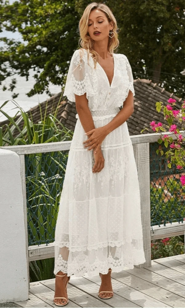 Robe Blanche Brodée en Coton