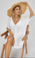 robe de plage blanche
